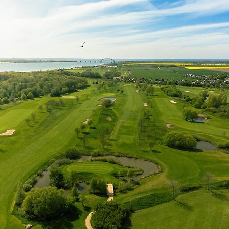 Golf 'N Wave Aktivresort Fehmarn Exterior photo