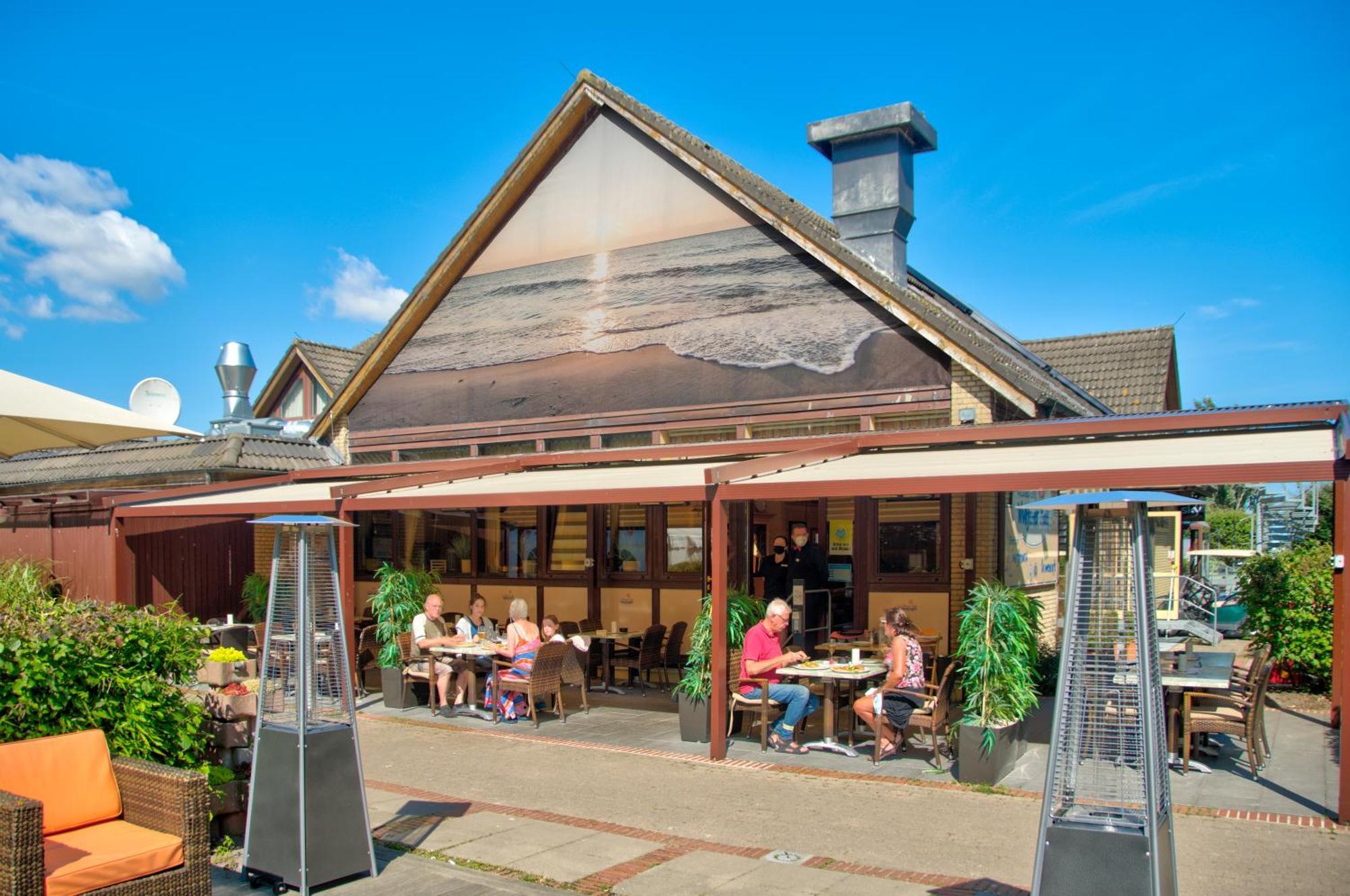 Golf 'N Wave Aktivresort Fehmarn Exterior photo